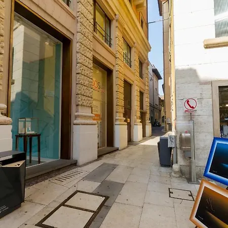 Capuleti Apartment